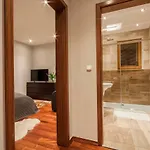 Apartserwis - Zacisze Lägenhet